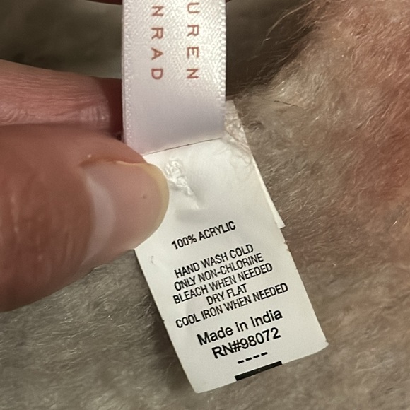 Lauren Conrad Scarf/Wrap-Multi Color Stripe-Twisted Fringe-Acrylic-EUC - Picture 16 of 16